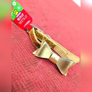 Gold Glittery Dog Bowtie Collar. Size Small. NEW!